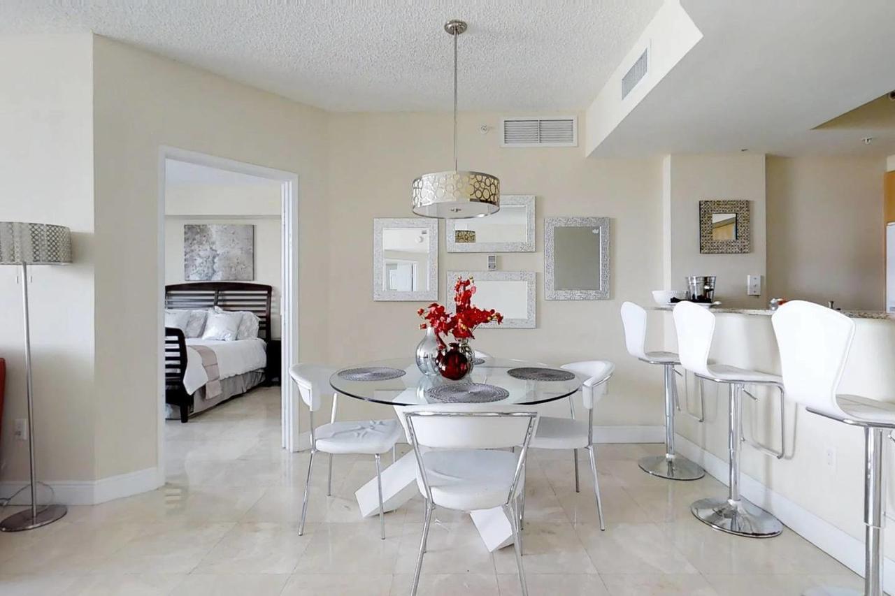Beautiful Asian Retreat 2Bd 2Bth Apt Min To Beach Miami Beach Eksteriør bilde